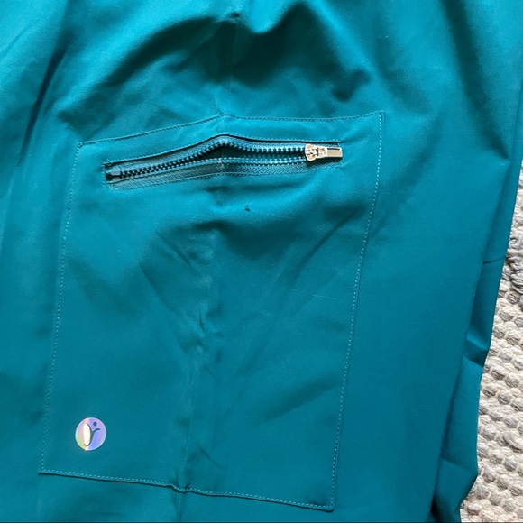 *SOLD* Scrubletics joggers -turquoise - Picture 5 of 5